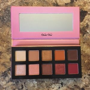 Violet Voss HG fun sized palette